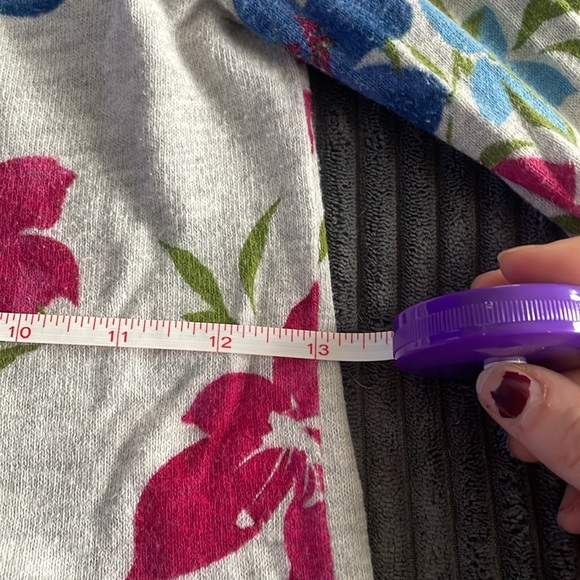 Women’s Hollister Cardigan - Picture 8 of 8